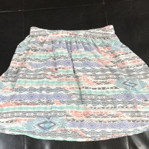 Hollister pastel skirt! Barely worn!! Size M!!